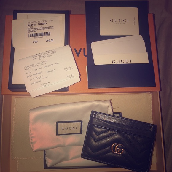 Gucci Handbags - Gucci Card Holder I will NOT lower the price